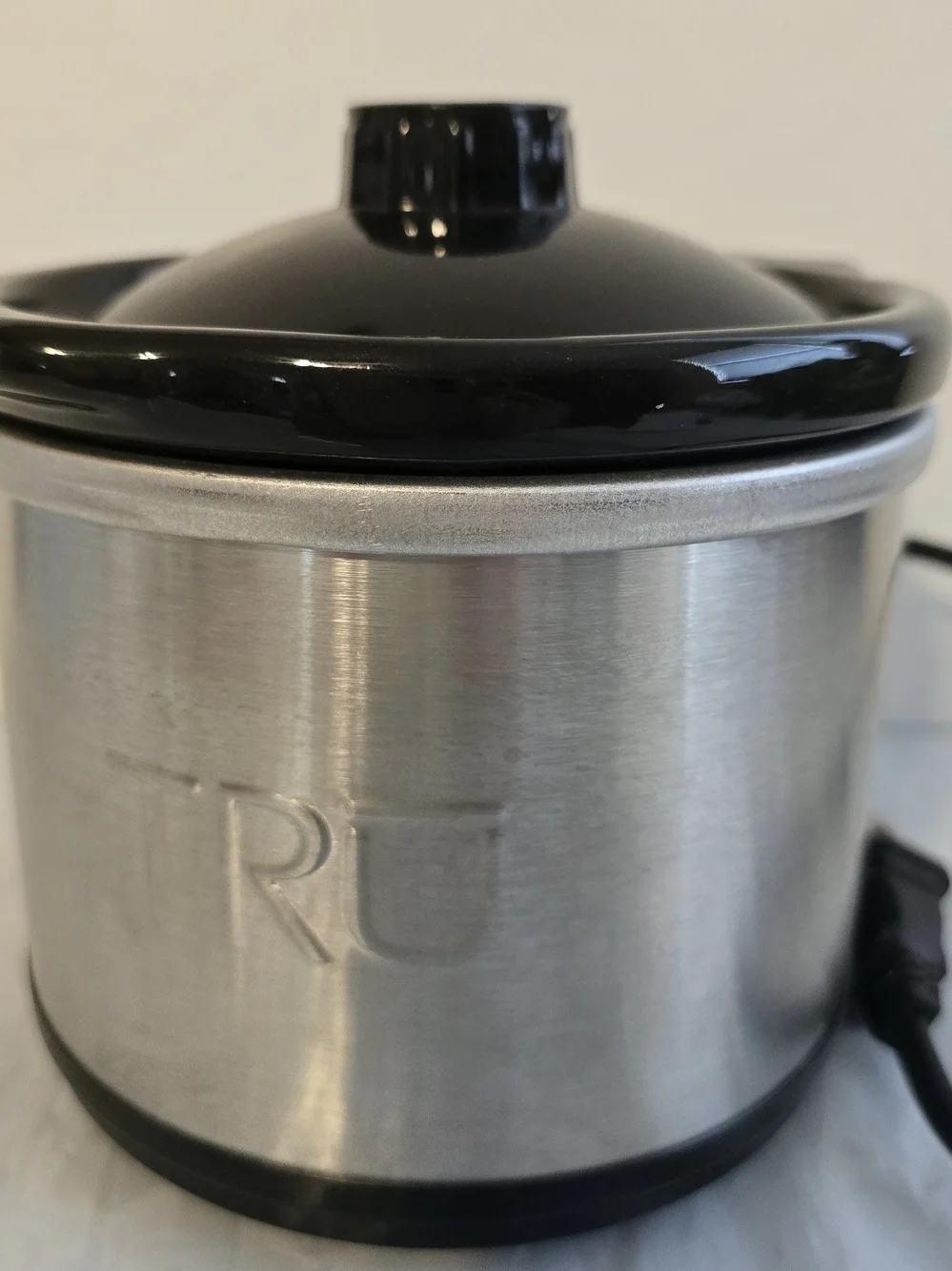 Stainless Steel Electric Cooker with Black Lid New No Tag Small 5x3.5 In
